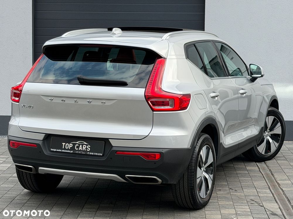 Volvo XC 40 - 25