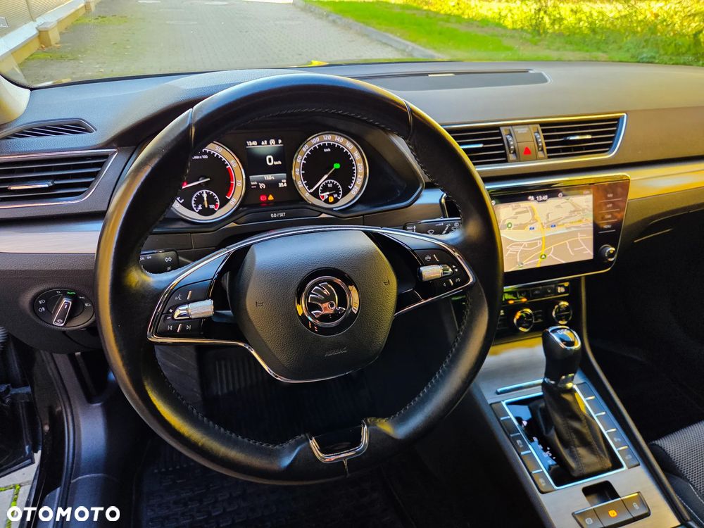 Skoda Superb 2.0 TSI Style DSG - 13