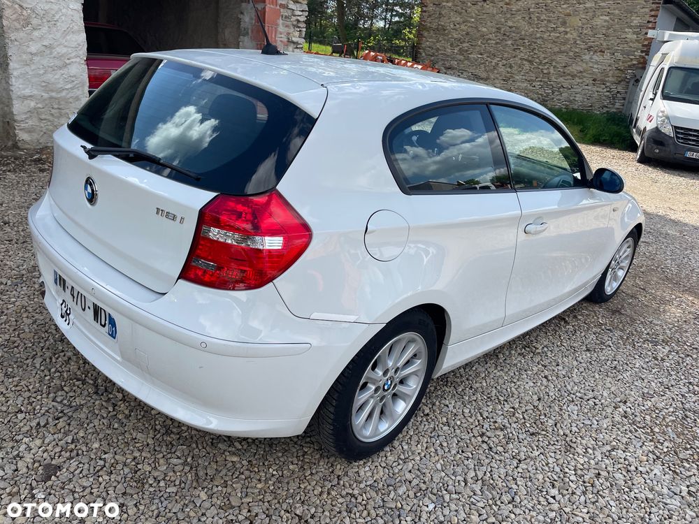 BMW Seria 1 - 22
