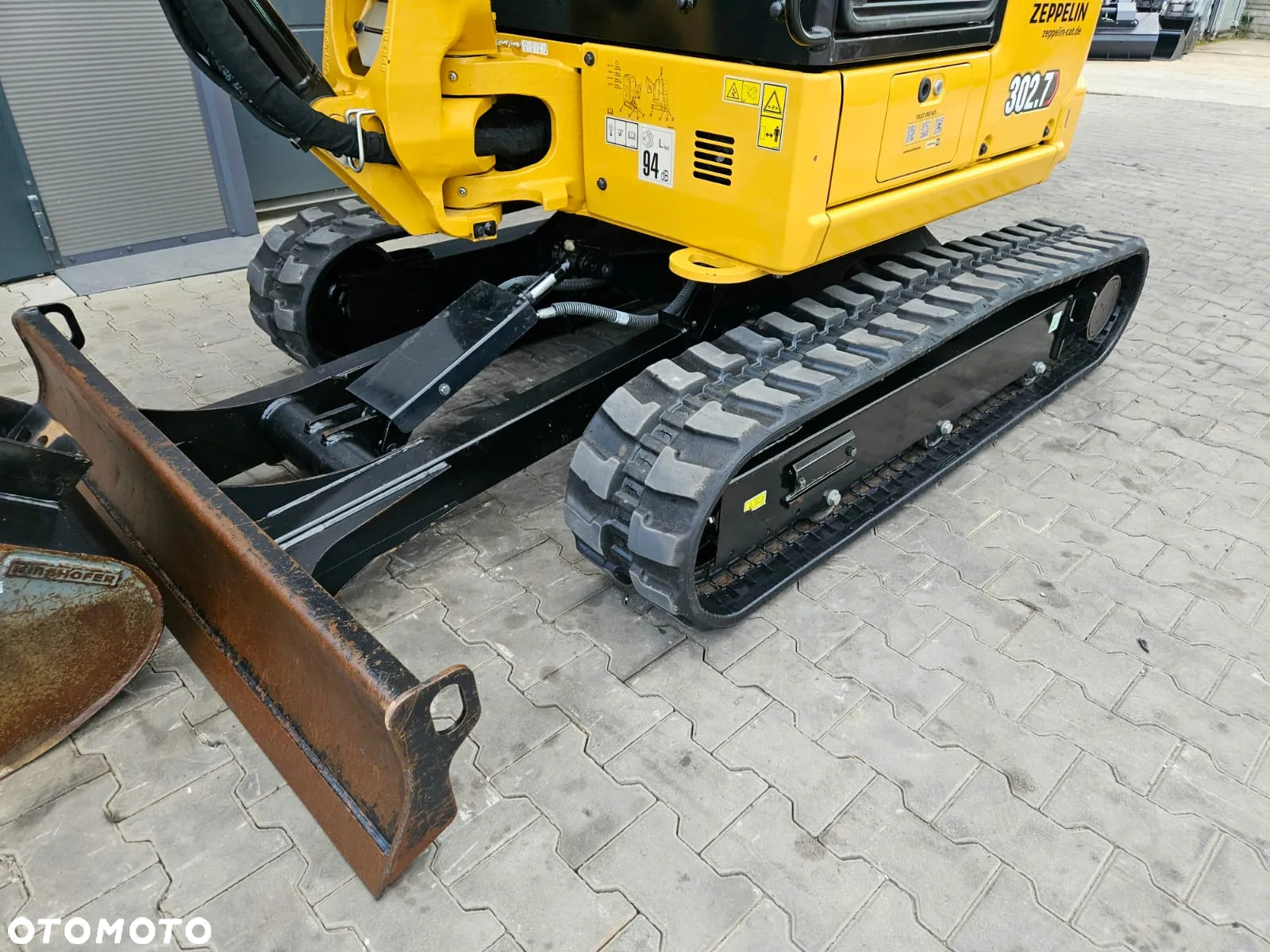 Caterpillar MINIKOPARKA CAT CATERPILLAR 302.7 CR 302 301,303, 2023R. 490 MTG - 23