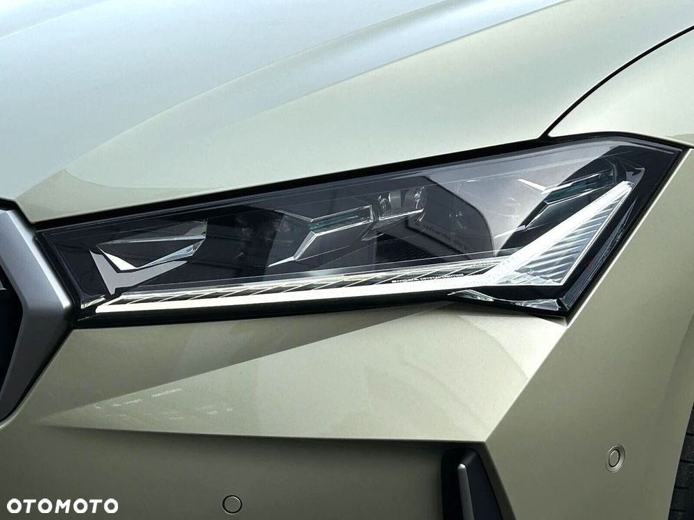 Skoda Superb 1.5 TSI L&K DSG - 38