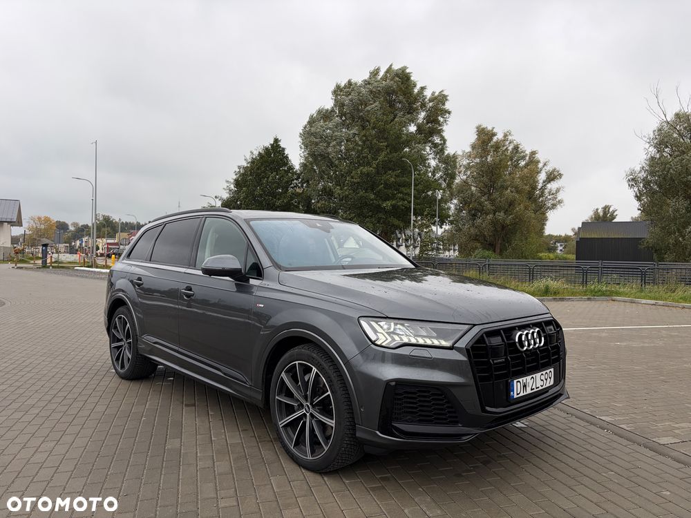 Audi Q7 - 7