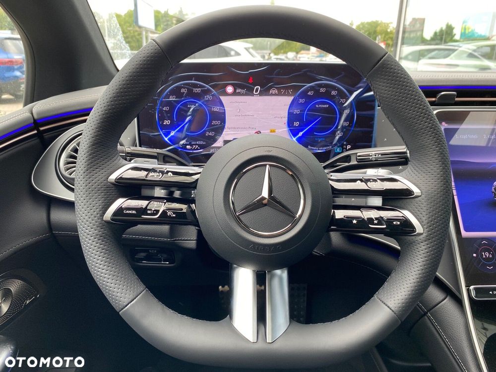 Mercedes-Benz EQE 350 89kWh 4-Matic AMG Line - 11