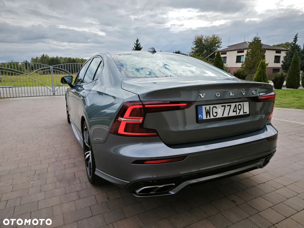 Volvo S60 T4 R-Design - 10
