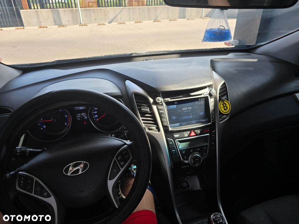 Hyundai i30 1.6 CRDi Comfort - 14