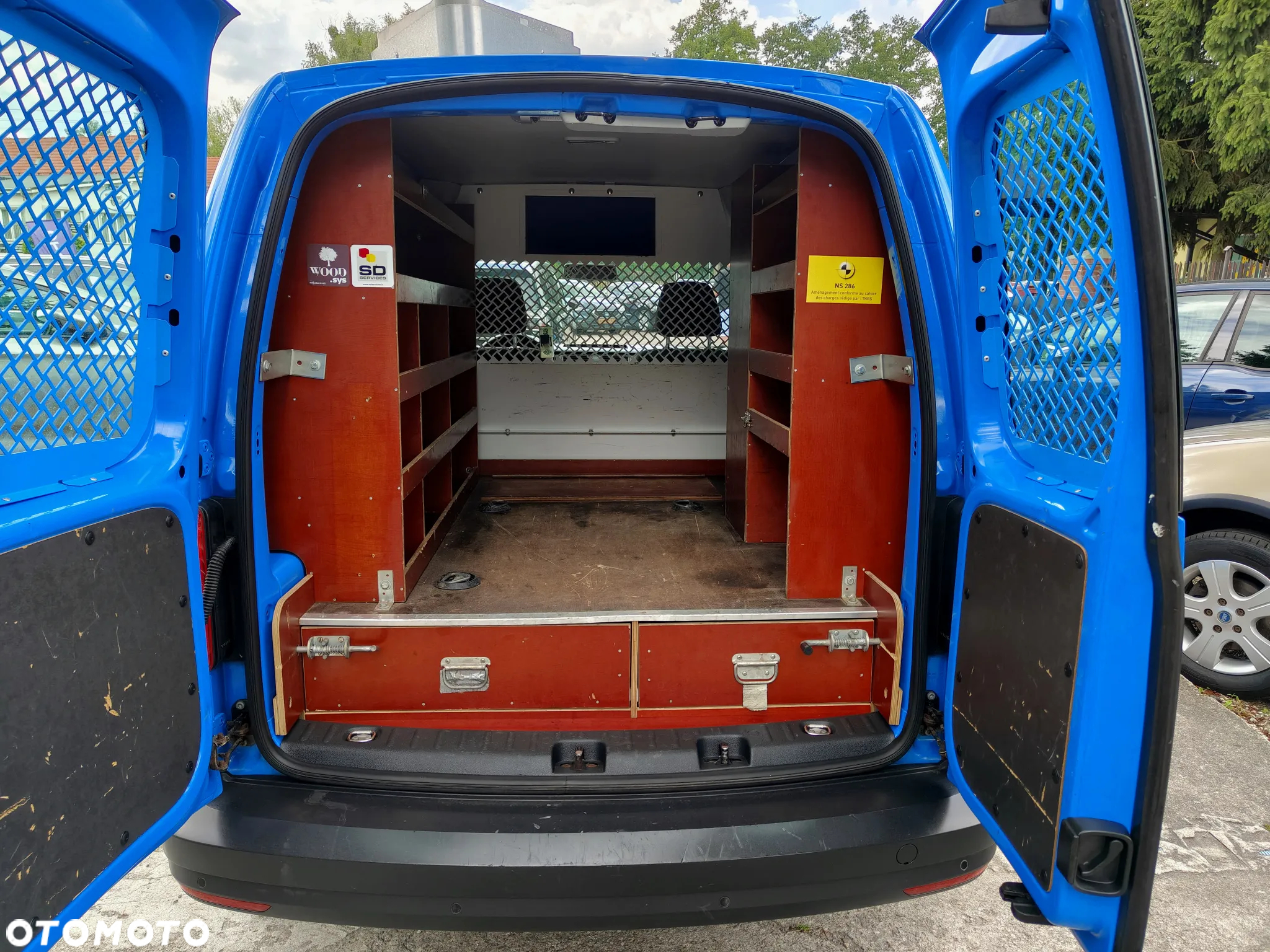 Volkswagen Caddy 2.0 TDI - 17