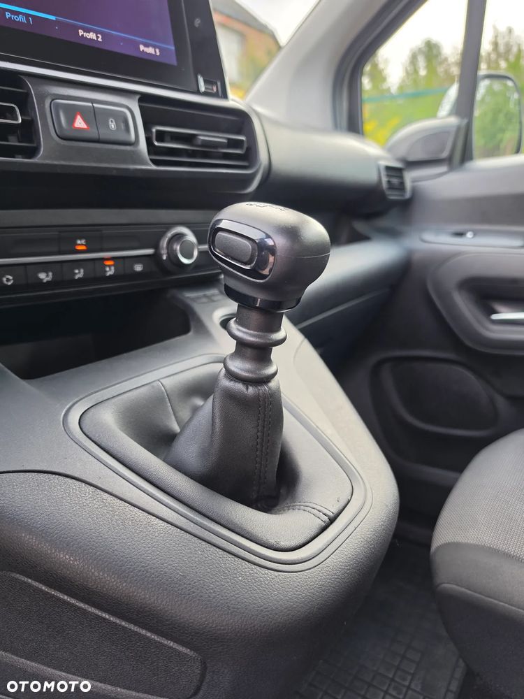 Peugeot Rifter 1.5 BlueHDI Active - 28