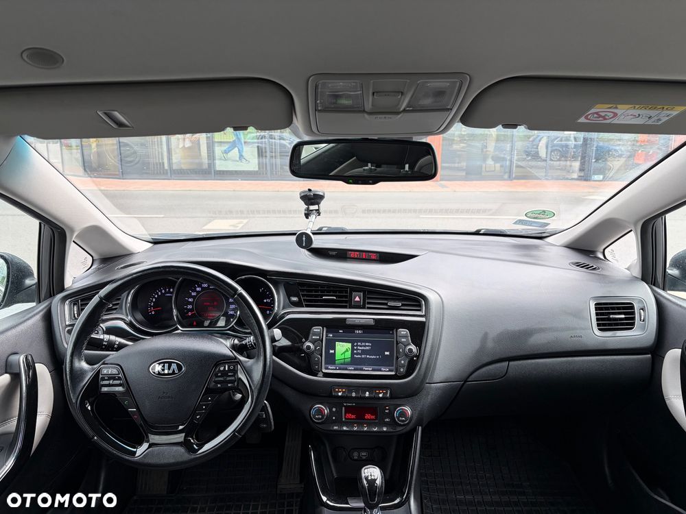 Kia Ceed - 17