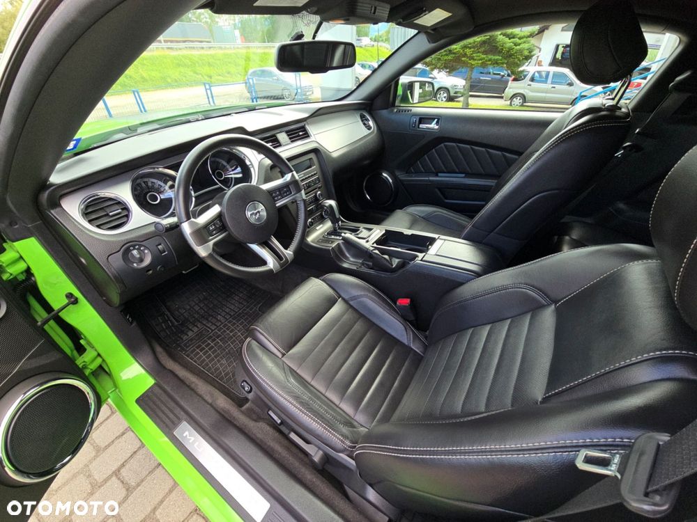 Ford Mustang - 17