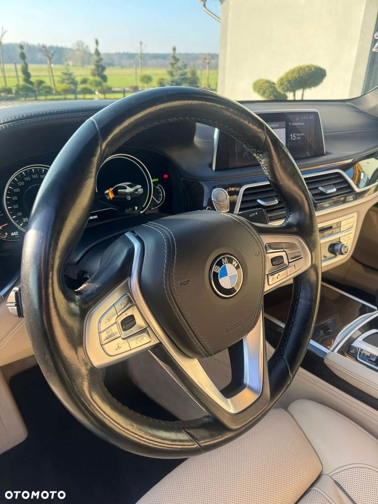 BMW Seria 7 730d xDrive - 16
