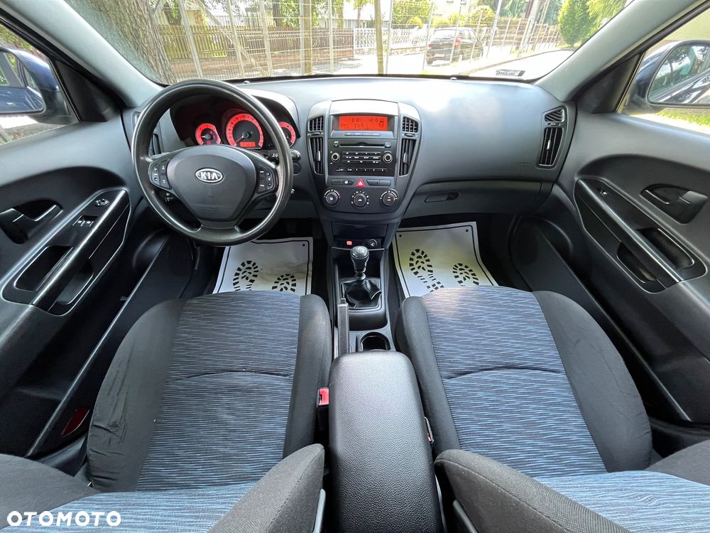 Kia Ceed 1.6 Crdi Comfort + - 18