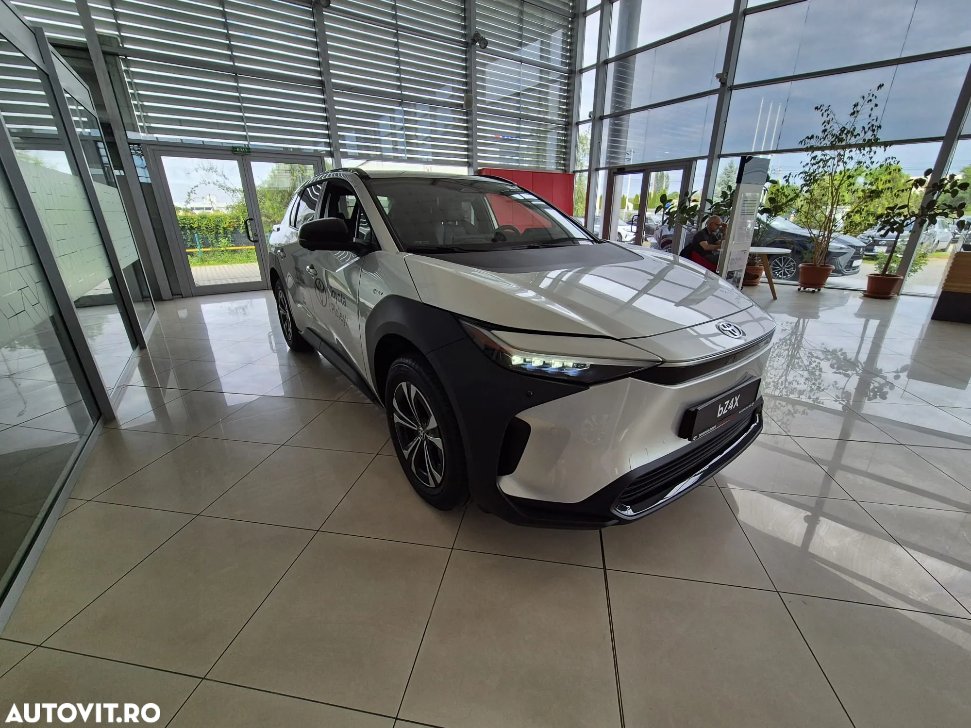 Toyota BZ4X 160 KW AWD (4x4) Exclusive - 2