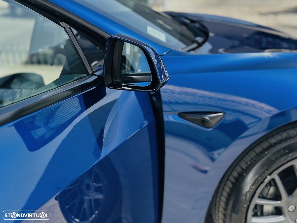 Tesla Model 3 Tração Traseira — fotografia 4