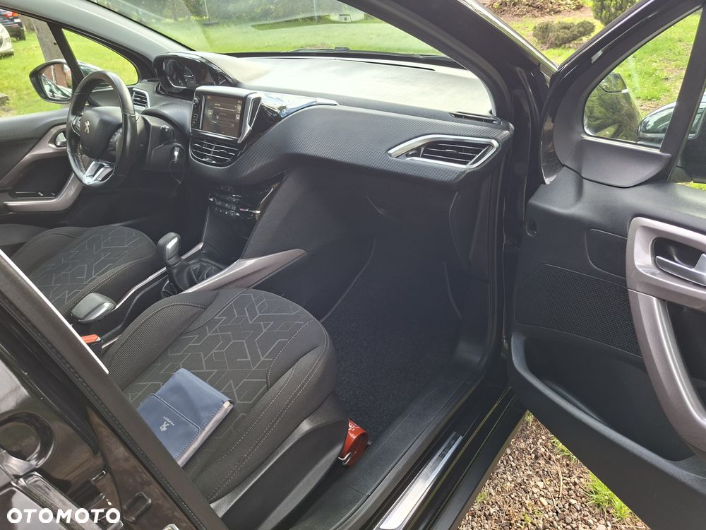 Peugeot 2008 PureTech 82 Access - 29