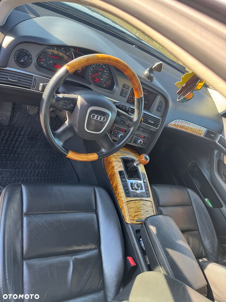 Audi A6 Avant 2.5 TDI - 6