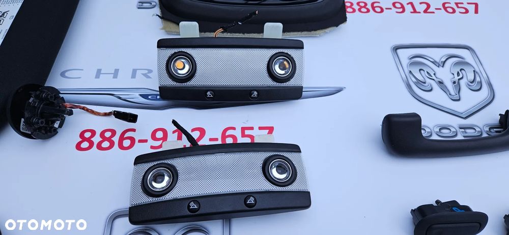 Dodge Durango III LIFT 2021-2025 Słoneczki Osłona przeciwsłoneczna Oświetlenie kabiny kierowcy Lampka podświetlenia Panel sterowania klimatyzacją Panel nawiewu - 8