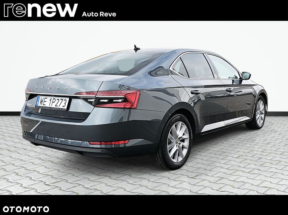 Skoda Superb 2.0 TDI SCR Style DSG - 5