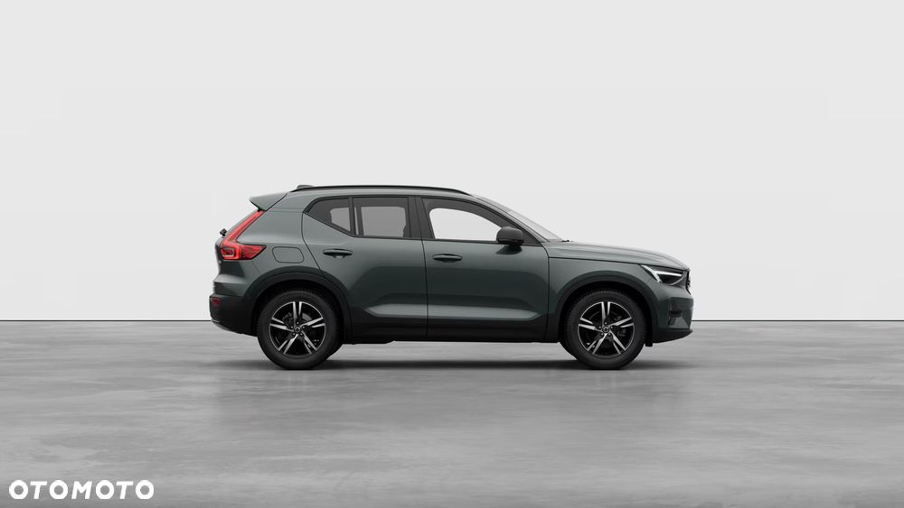 Volvo XC 40 B3 Plus Dark - 5