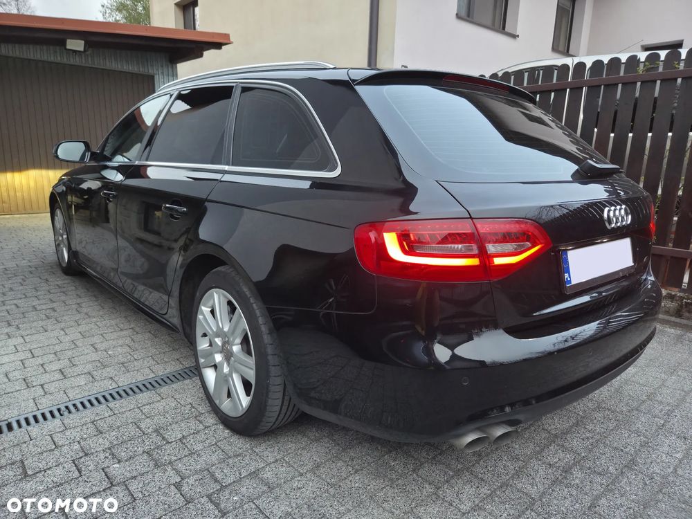 Audi A4 Avant 2.0 TDI DPF quattro S line Sportpaket - 13