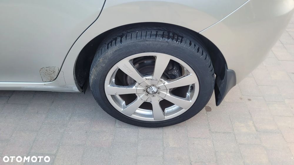 Toyota Auris 2.0 D-4D Edition - 15