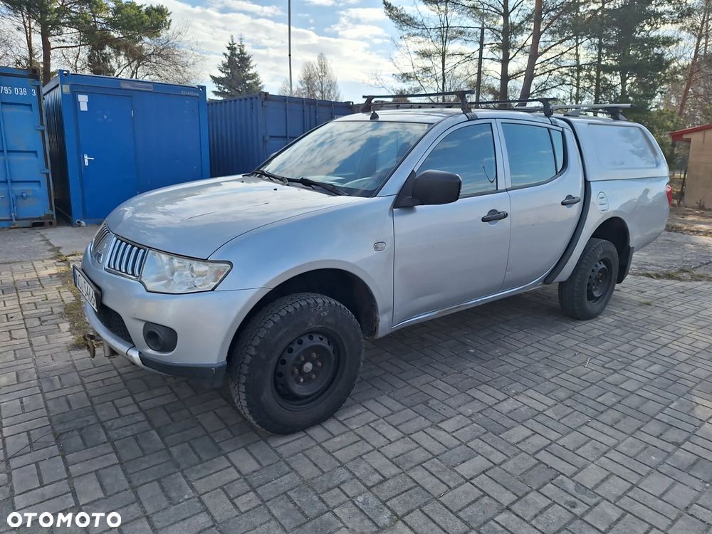 Mitsubishi L200 - 1