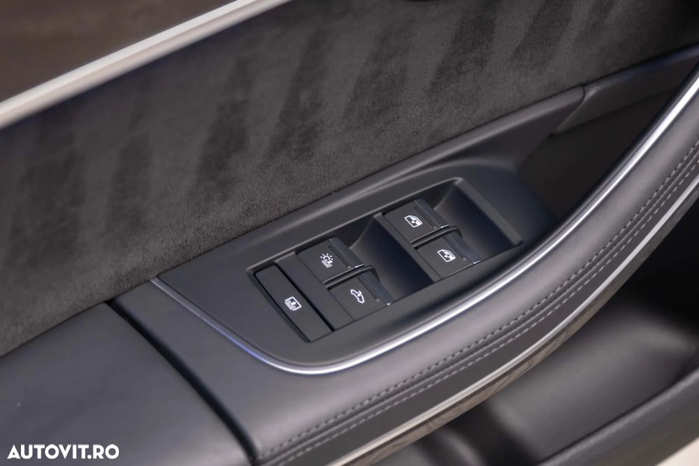 Audi A8 - 34