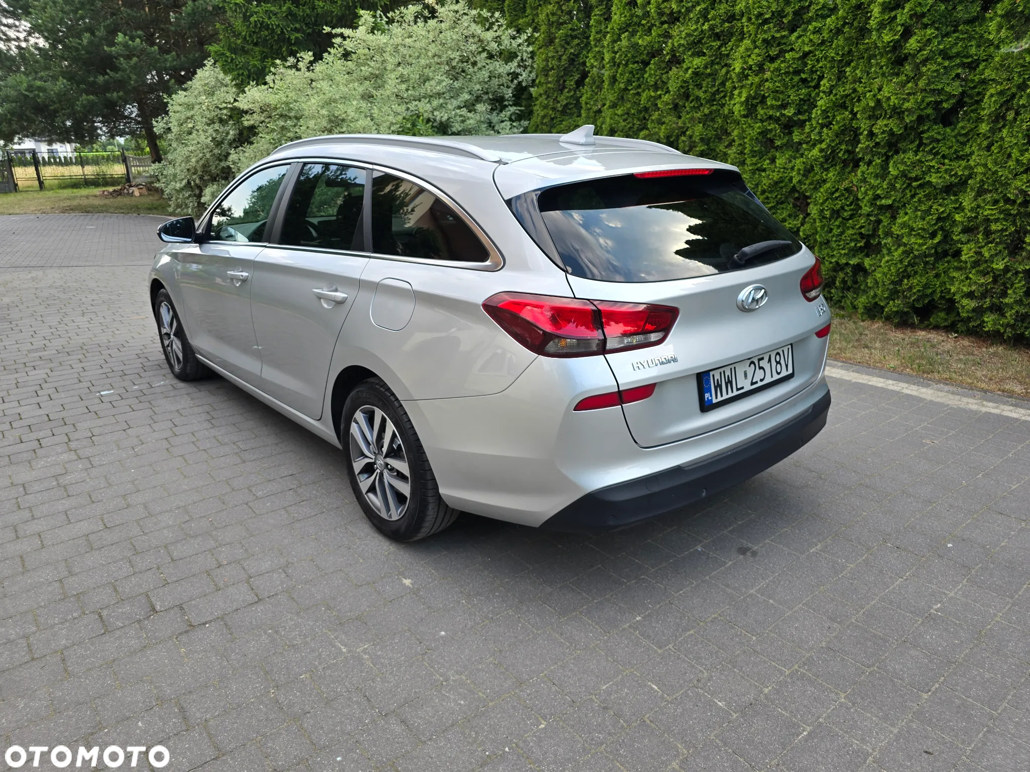 Hyundai i30 1.6 D GO Plus - 4