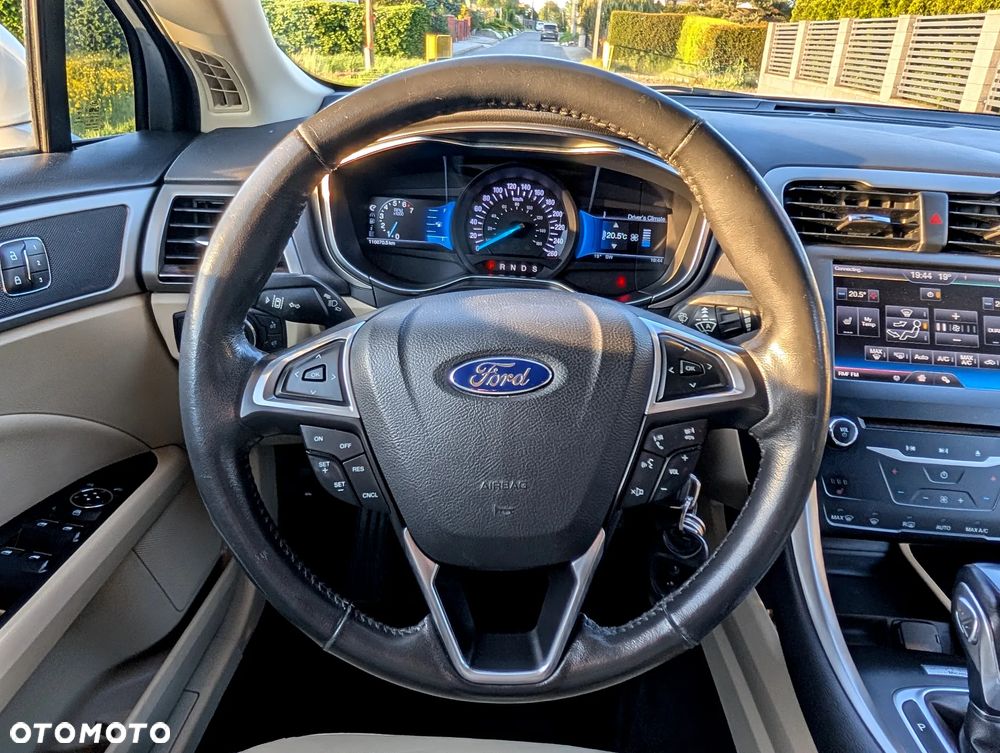 Ford Mondeo - 30