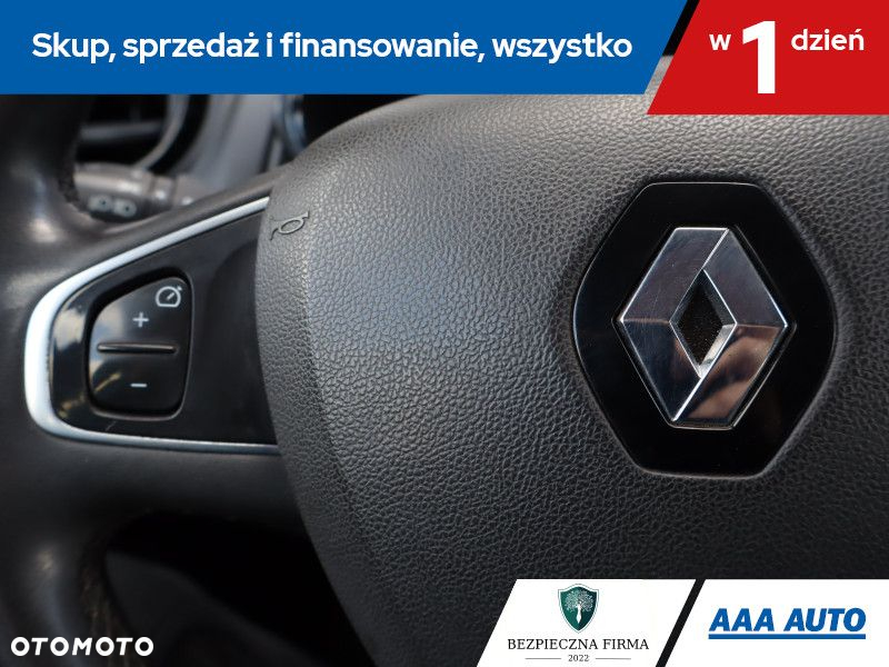 Renault Clio - 17