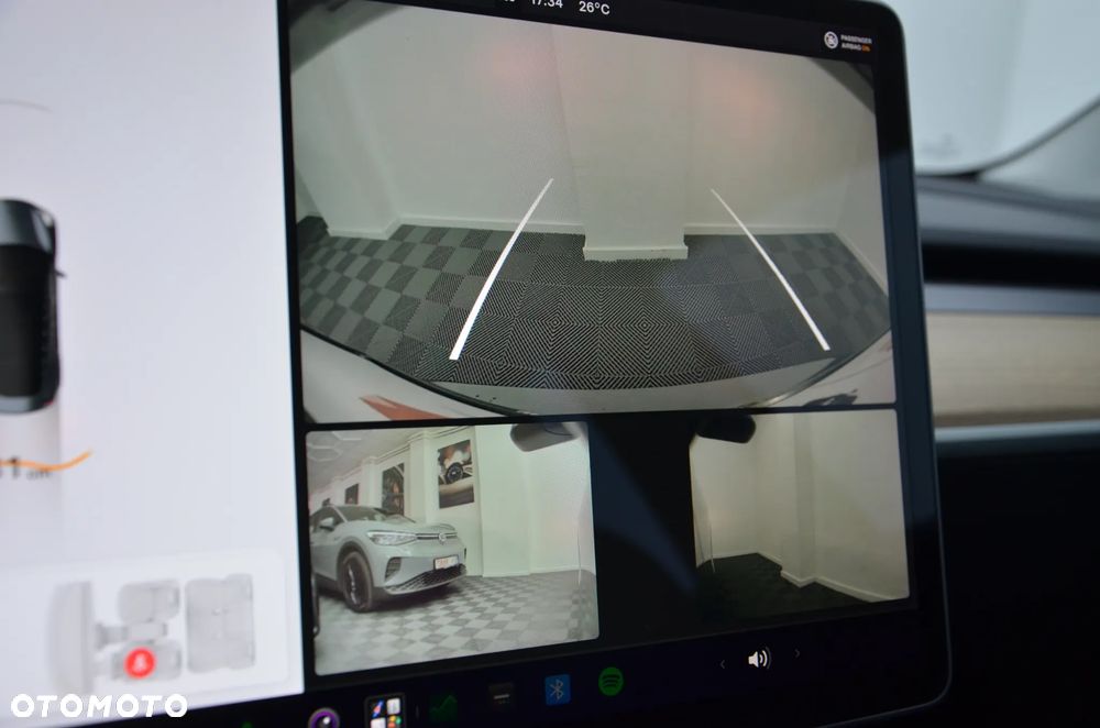 Tesla Model 3 Standard Reichweite Plus Hinterradantrieb - 19