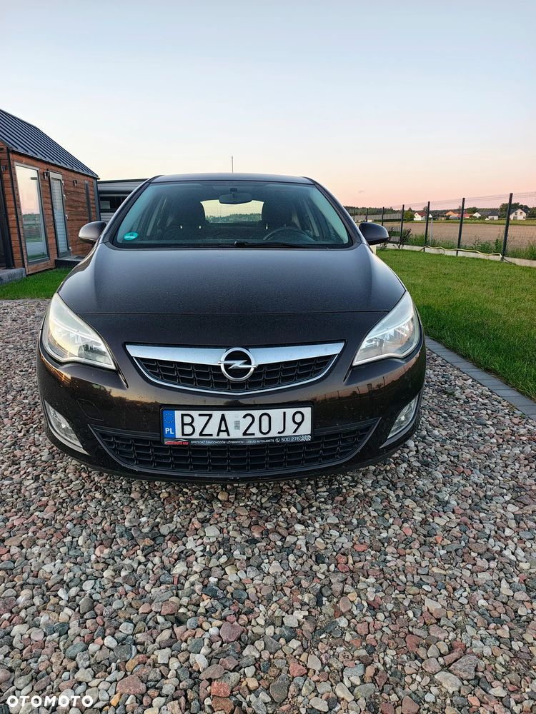 Opel Astra - 10