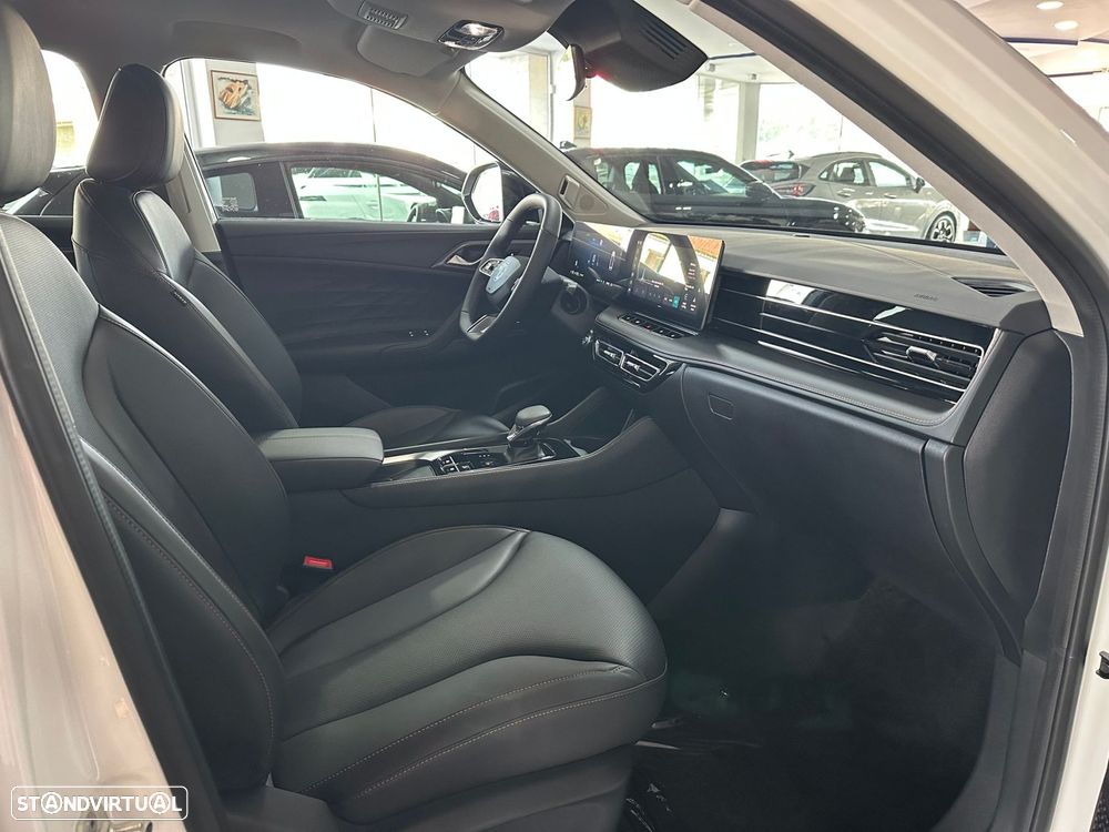 MG HS 1.5 Plug-in Hybrid Luxury - 28