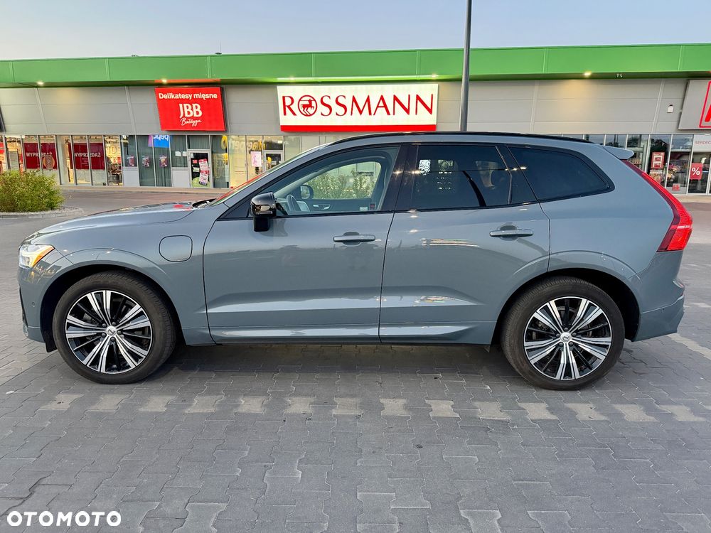 Volvo XC 60 T8 Plug-In Hybrid AWD Ultra Black Edition - 11