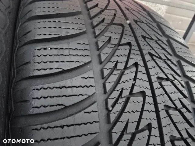 285/45/R20 112V AO Goodyear Ultra Grip 8 Performance - 4