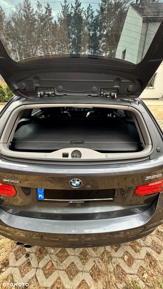BMW Seria 3 328i xDrive - 15