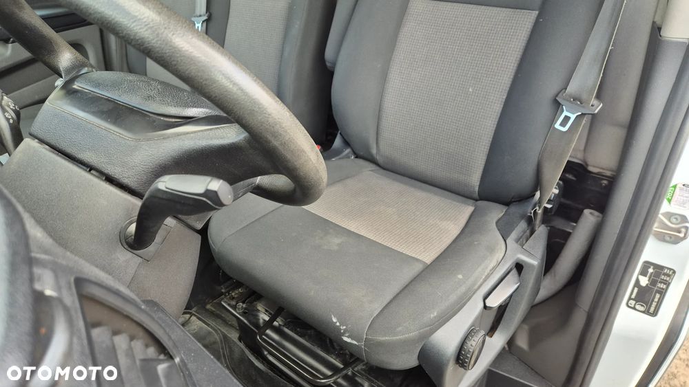 Ford Transit Custom - 11