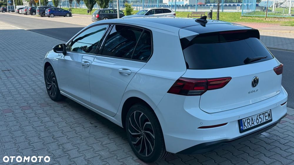 Volkswagen Golf - 4