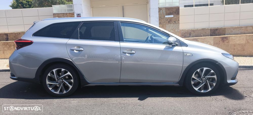 Toyota Auris Touring Sports 1.8 HSD Freestyle - 5