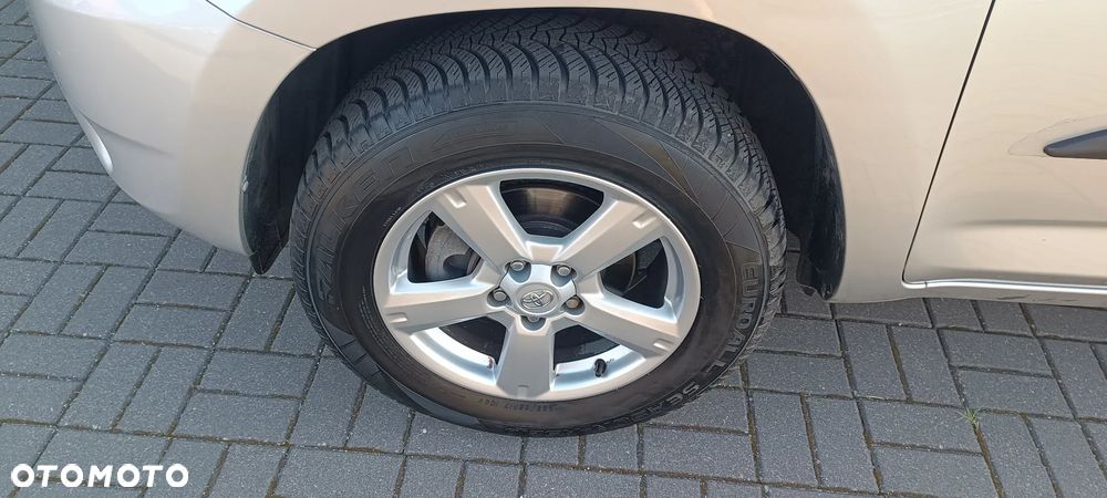 Toyota RAV4 2.0 VVT-i Sol - 5