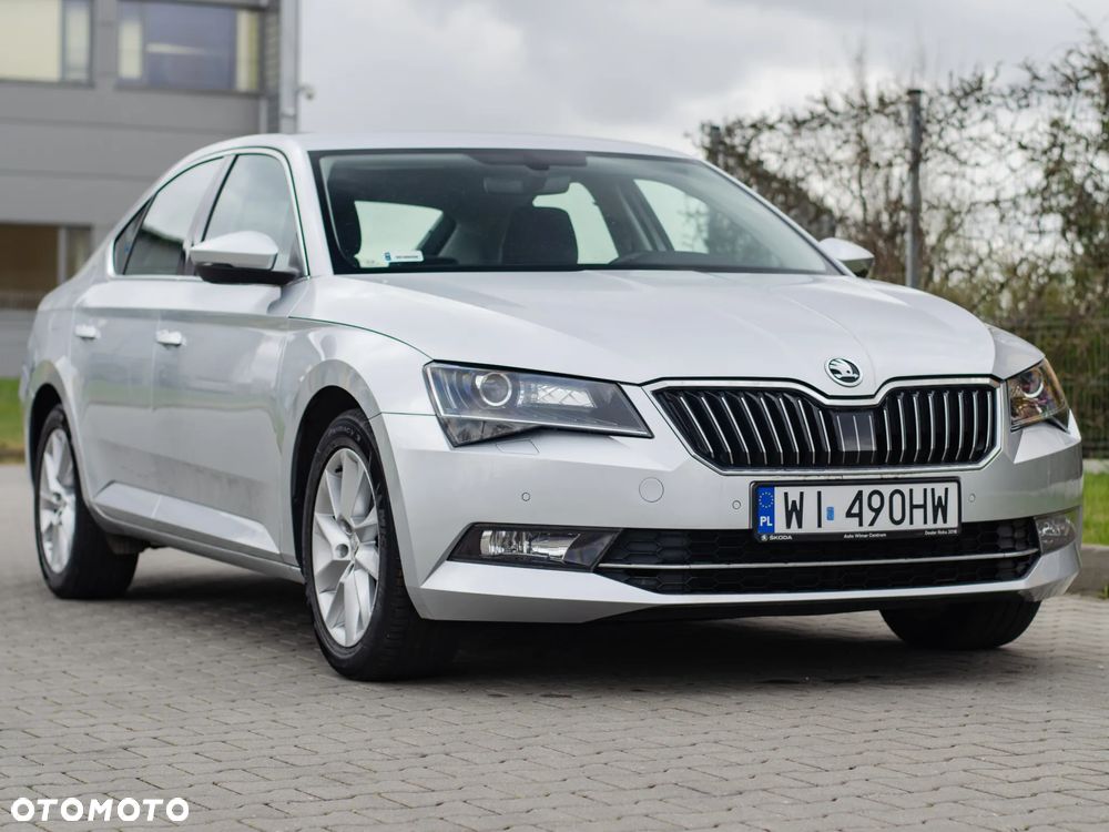 Skoda Superb 2.0 TDI Ambition - 3