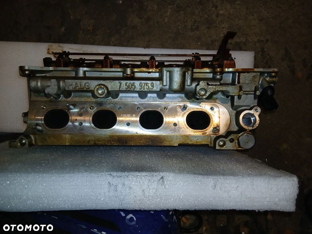 Głowica silnika BMW E83 E87 E90 E91 E92 E93 1.6l.b N45B16AB - 3