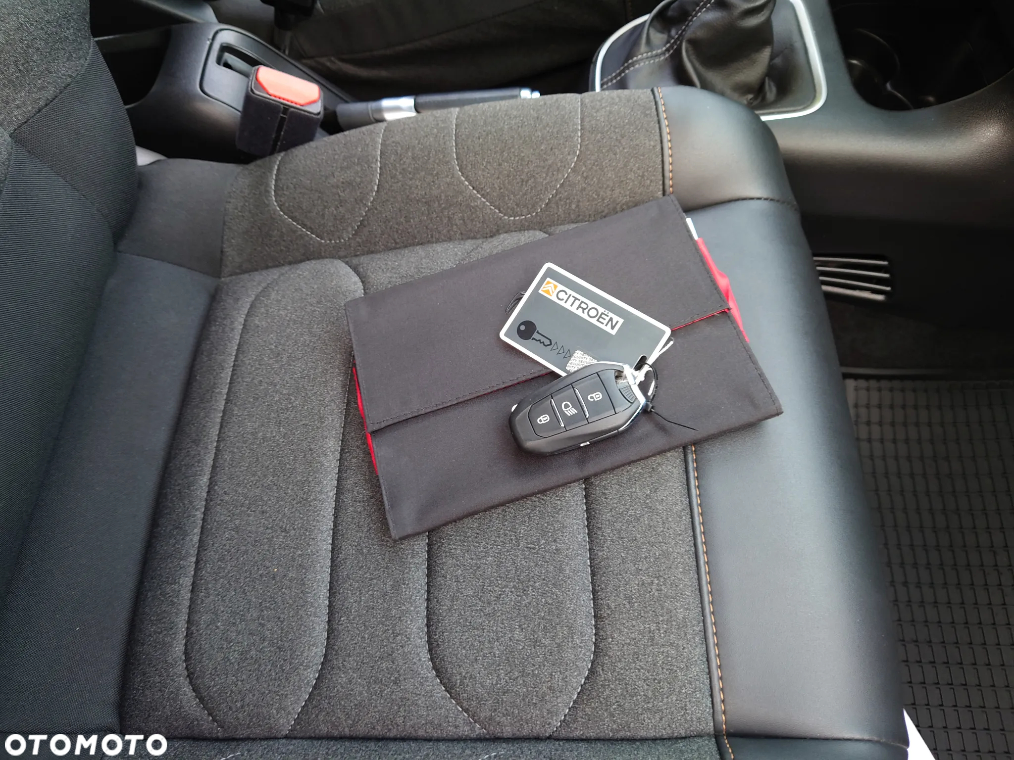 Citroën C3 1.2 PureTech Shine - 20