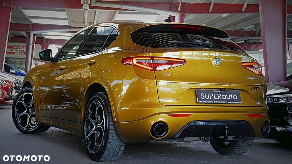 Alfa Romeo Stelvio 2.0 Turbo Veloce Q4 - 9