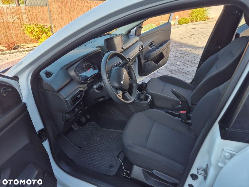 Dacia Sandero - 11