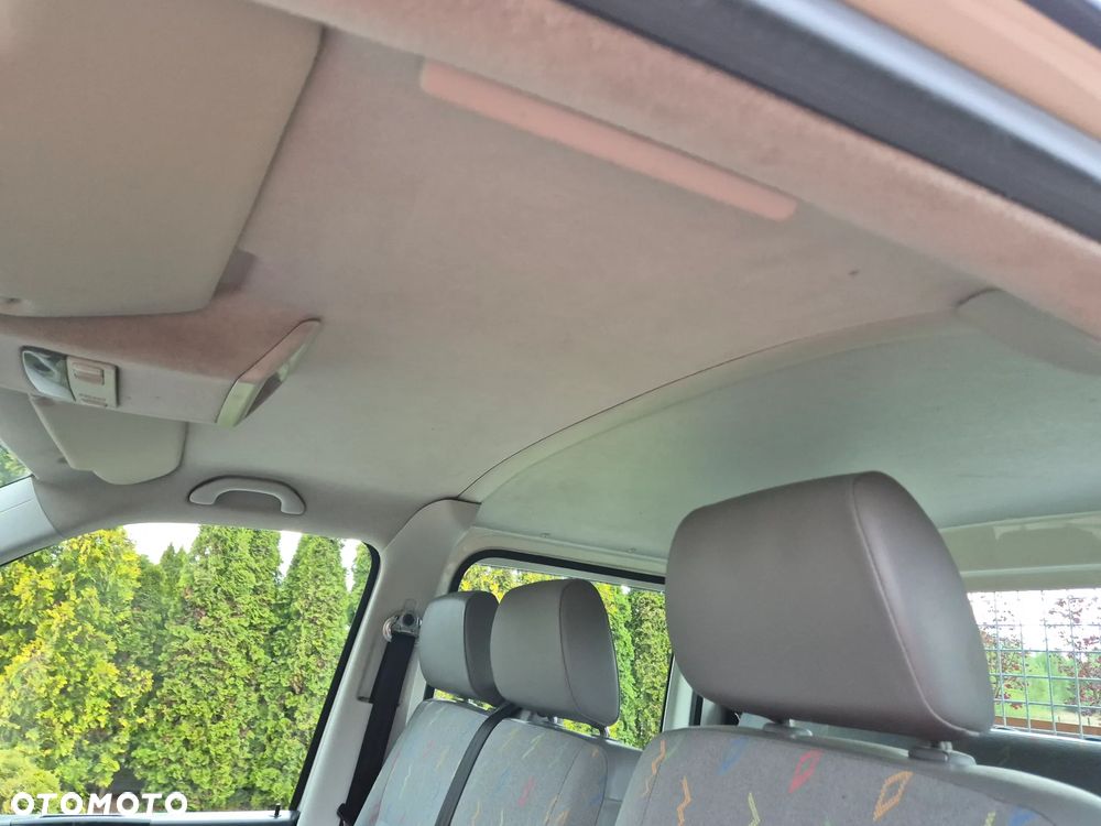 Volkswagen T5 Wywrotka - 30