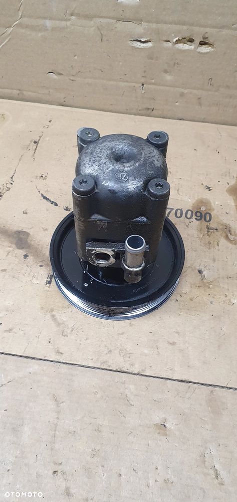 Pompa wspomagania kierownicy BMW 3 E46 1247891 - 7
