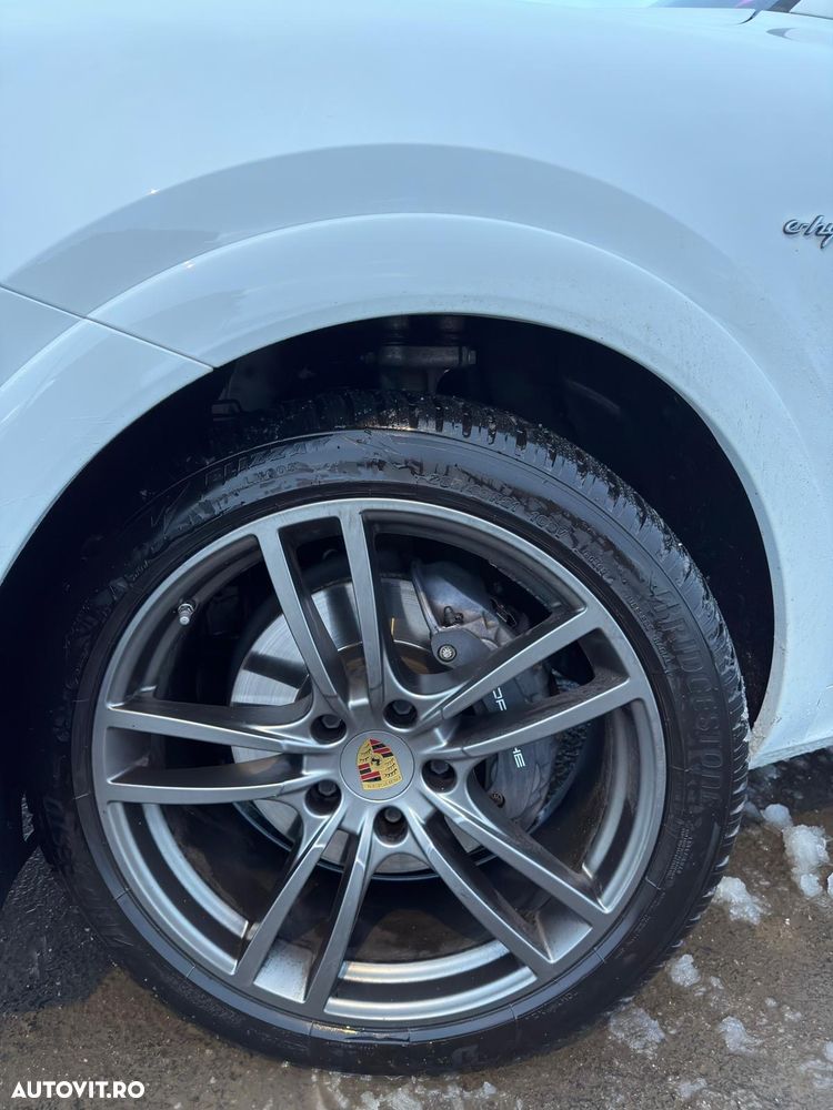 Porsche Cayenne E-Hybrid Tiptronic S - 6