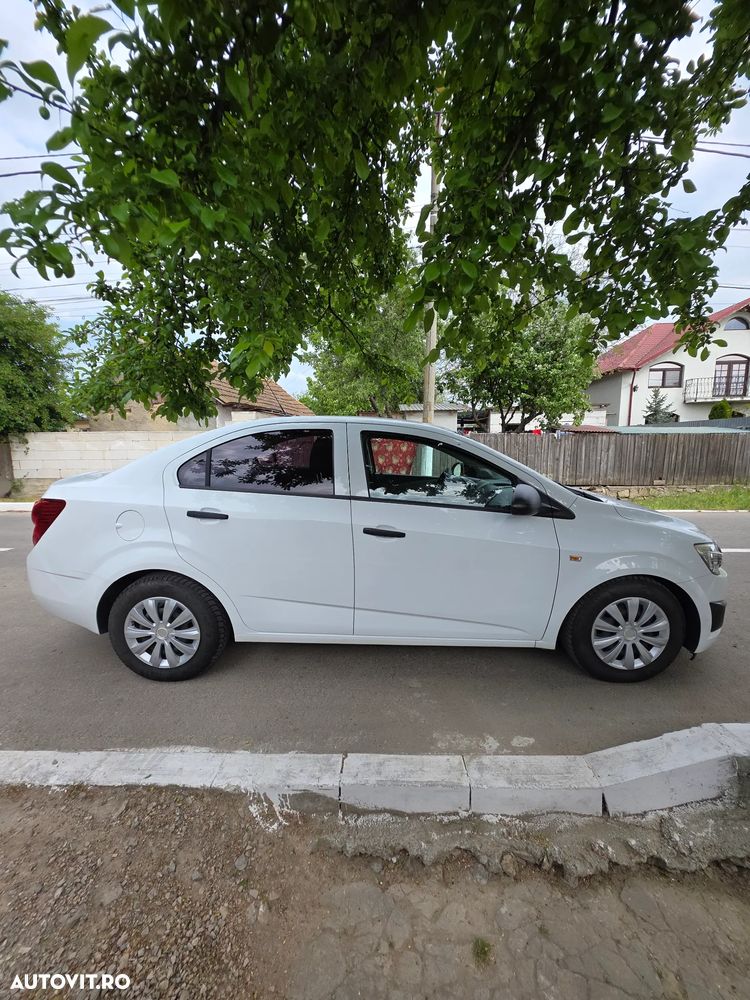 Chevrolet Aveo 1.2 DOHC 86 CP MT5 LT - 4