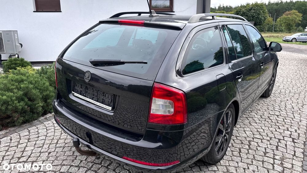 Skoda Octavia 2.0 TDI RS DSG - 8