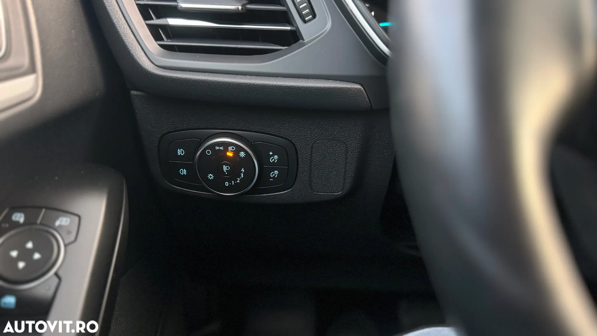 Ford Focus 1.5 EcoBlue Start-Stopp-System Aut. ACTIVE STYLE - 18